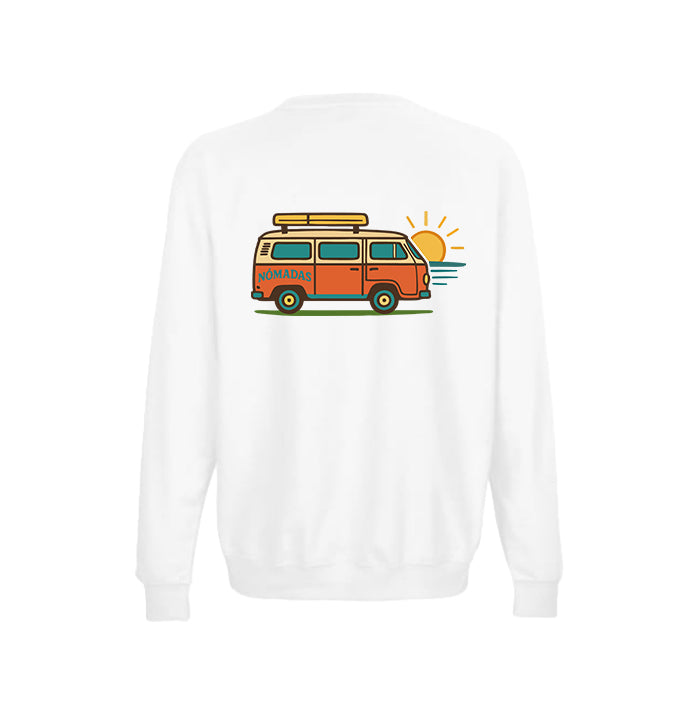 Vista trasera de la sudadera blanca Road Trip con diseño de furgoneta
